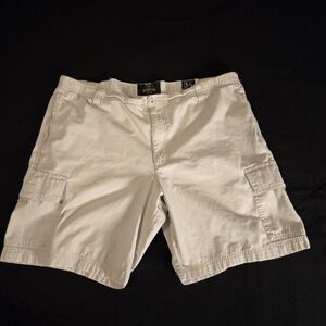 RedHead Shorts Mens 34 Beige Cargo 100% Cotton Elastic Waist Outdoor Casual